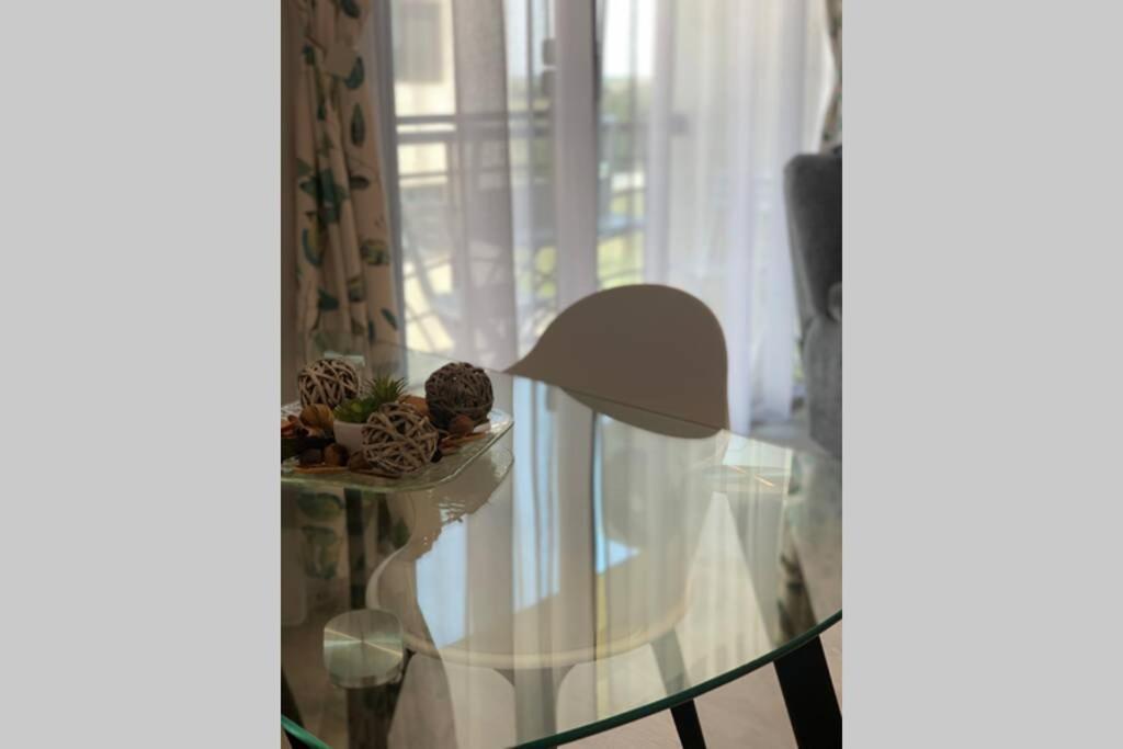 Luxor Apartment Otopeni 3 Zewnętrze zdjęcie