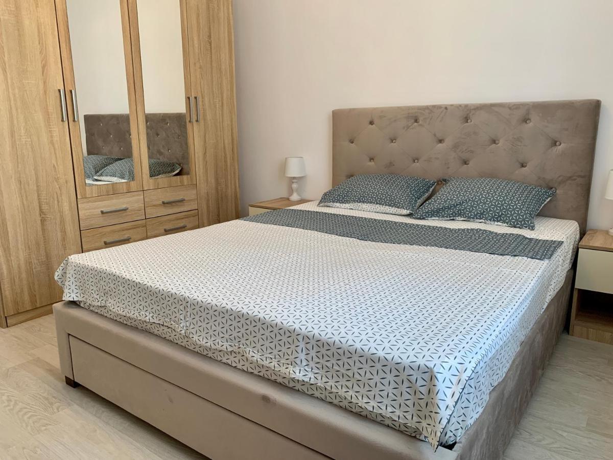 Luxor Apartment Otopeni 3 Zewnętrze zdjęcie